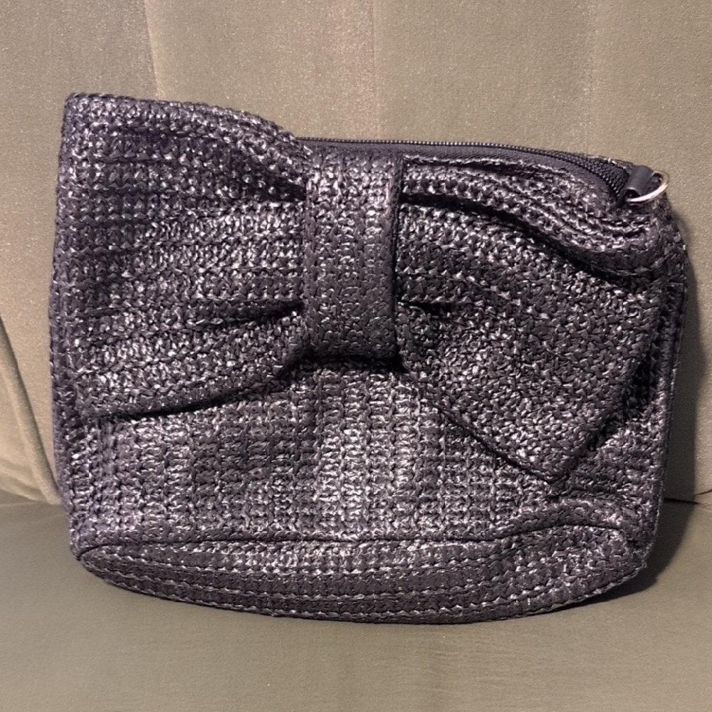 Black Woven Crossbody Clutch with Accent Bow - Picture 2 of 8